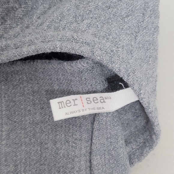 Mer-Sea NWT Fog Gray Travel Wrap With Matching Bag. - Picture 10 of 16